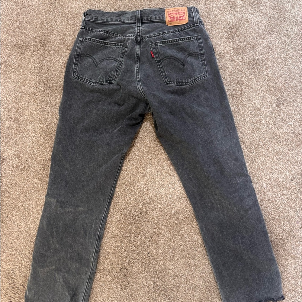 Levi's Woman’s 501 Crop Straight Leg W27/L26